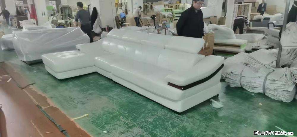 【大厂仿真皮沙发】实木框架,高回弹海绵45密度。全新包装,质量非常好,3.6米右贵妃 - 各类家具 - 居家生活 - 张家口分类信息 - 张家口28生活网 zjk.28life.com