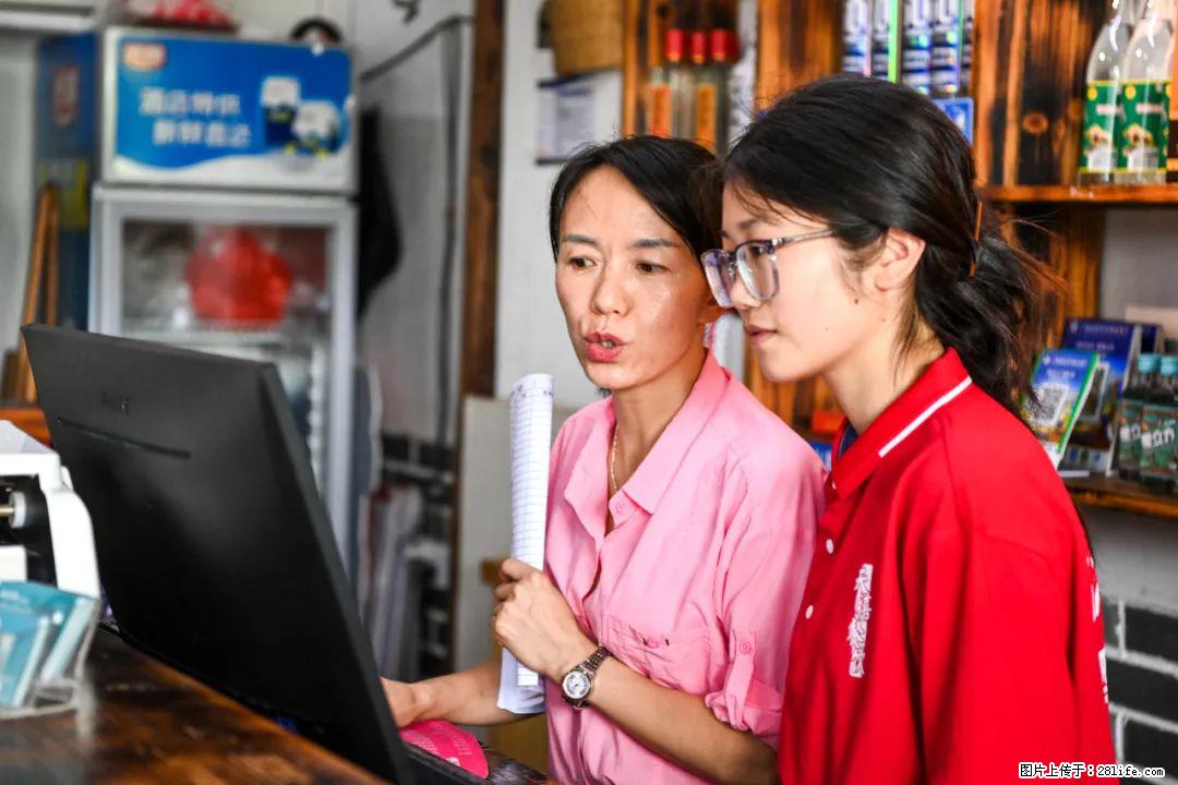 全网追的“扁担女孩”,找了一份暑假工,时薪12元 - 张家口生活资讯 - 张家口28生活网 zjk.28life.com